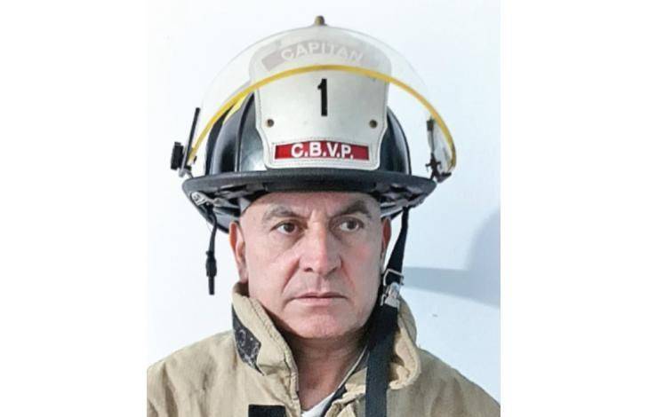Rubén Valdez, capitán de bomberos. Foto: Gentileza