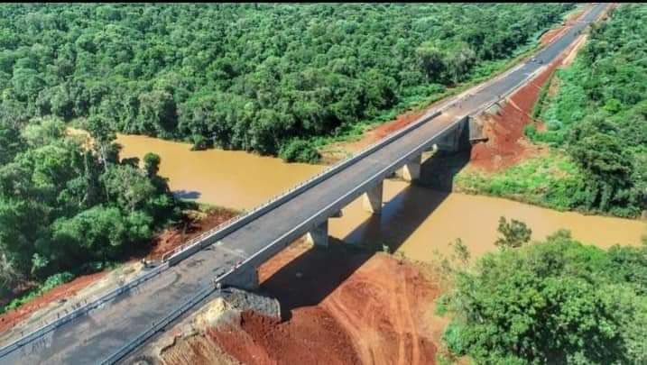 Puente sobre el Río Ñacunday. Foto MOPC.